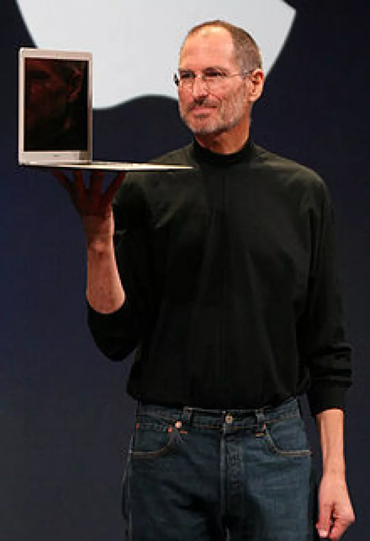 Inventatorul iPhone Steve Jobs a murit