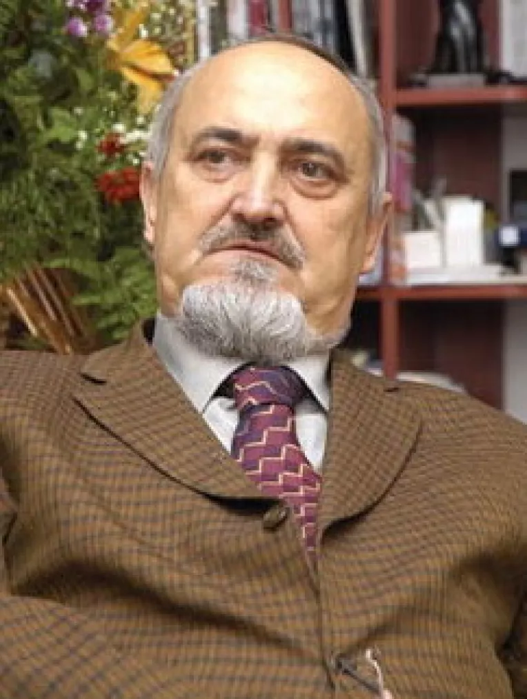 Ion Solcanu: "Vreau sa pun umarul la recladirea PSD"