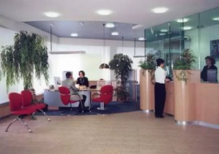 Joburi bine platite, dar cu cerinte multe