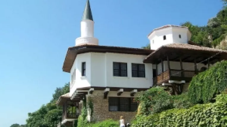 Judetele Durostor si Caliacra din sudul Dobrogei (Cadrilater) au fost cedate Bulgariei in anul 1940, la ordinul dictatorilor Hitler si Antonescu