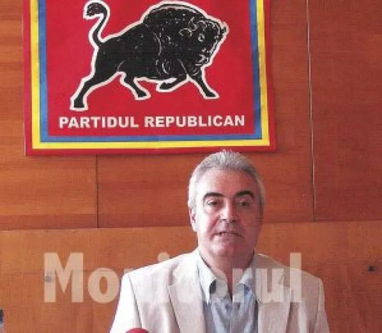 L-a supravegheat pe Basescu