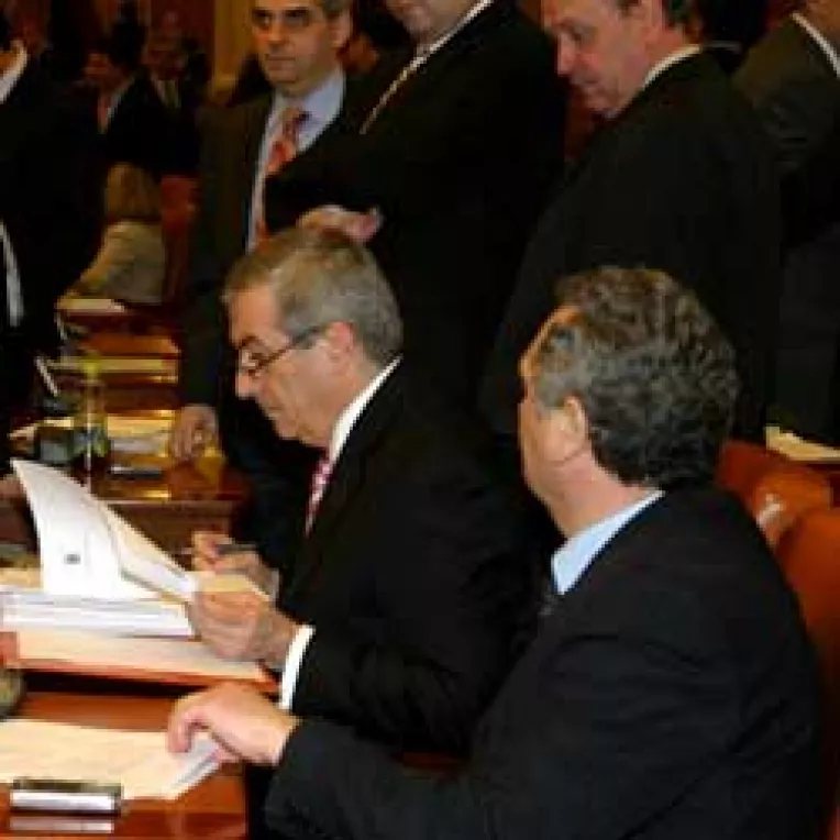 Liberalii fac curatenie pe platforma partidului