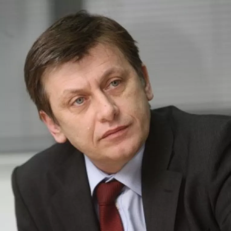 Liberalii nu vor sa participe la sedinta in care Guvernul Boc isi va angaja raspunderea in fata Parlamentului