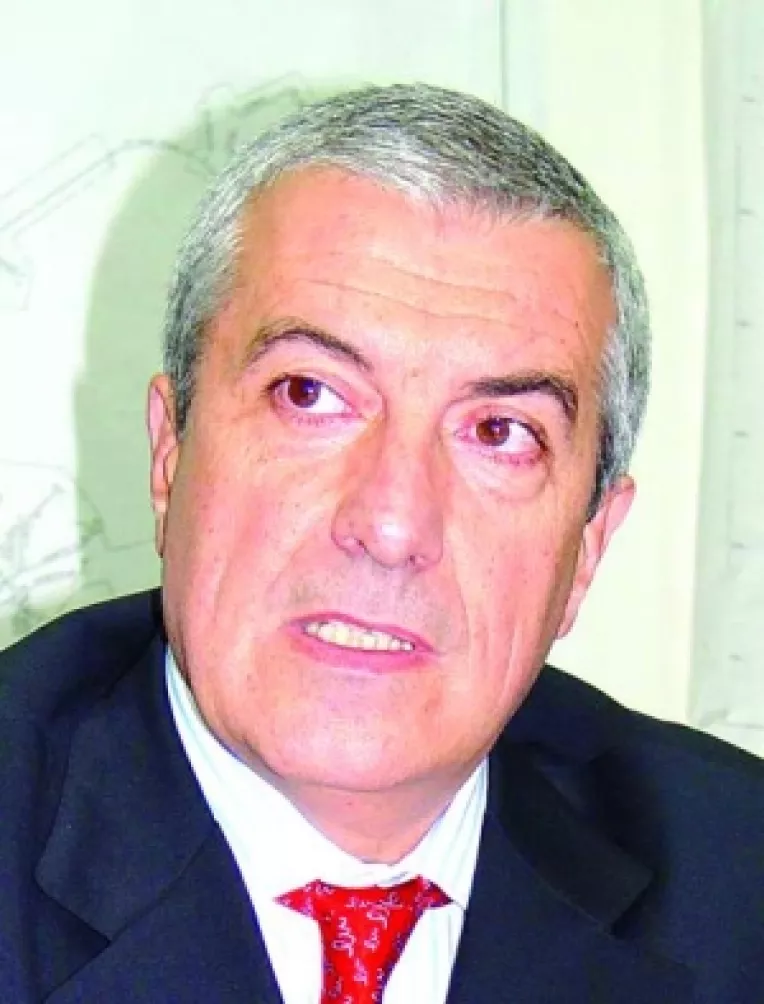 Liberalii tin cu Tariceanu, dar voteaza impotriva lui