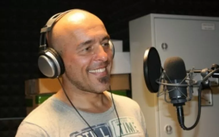 Marius Vintila, jurnalist radio, este un militant antifumat