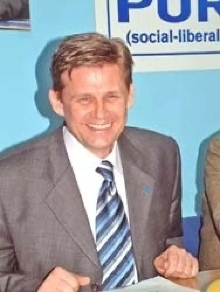 Mihei nu vrea sa faca bani in Parlament