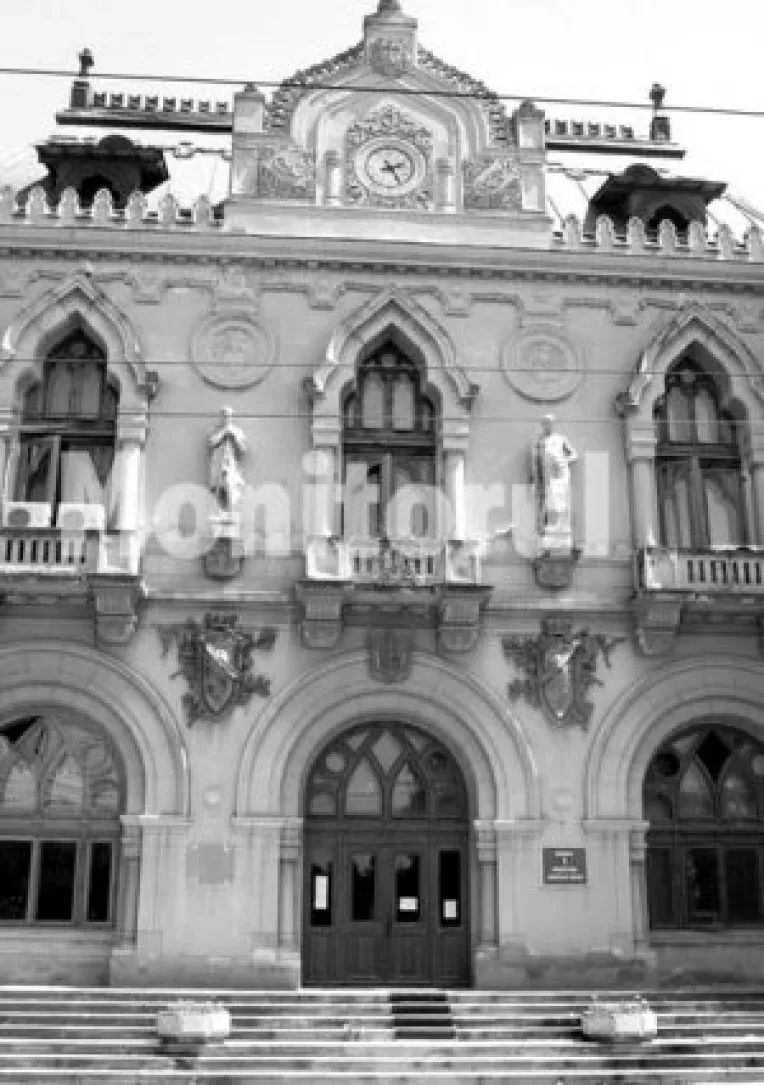 Modificari la Legea prefectului