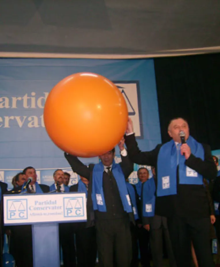 Motiunea de cenzura "11 impotriva Romaniei !": Citita joi si votata saptamana viitoare, marti