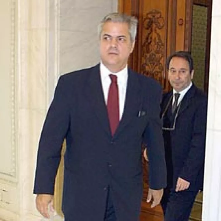 Nastase are zilele numarate la sefia Camerei