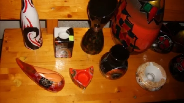 Nicoleta Simona Vaduva: "La targul de la MTR, cele mai cautate au fost canile de sezon, sticlele de vin si sfesnicele!"