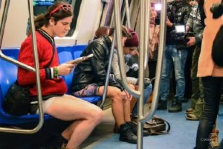 Noul revolutionar progresist de dreapta nu respecta ordinea publica, respinge conventiile sociale si regulile morale