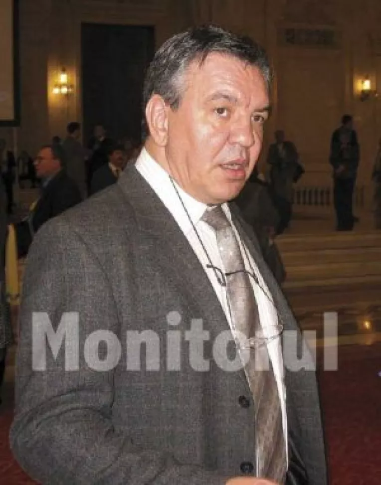 Pacuraru se gindeste la retragere