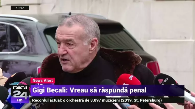 Palatul lui Gigi Becali din centrul Capitalei a fost vandalizat