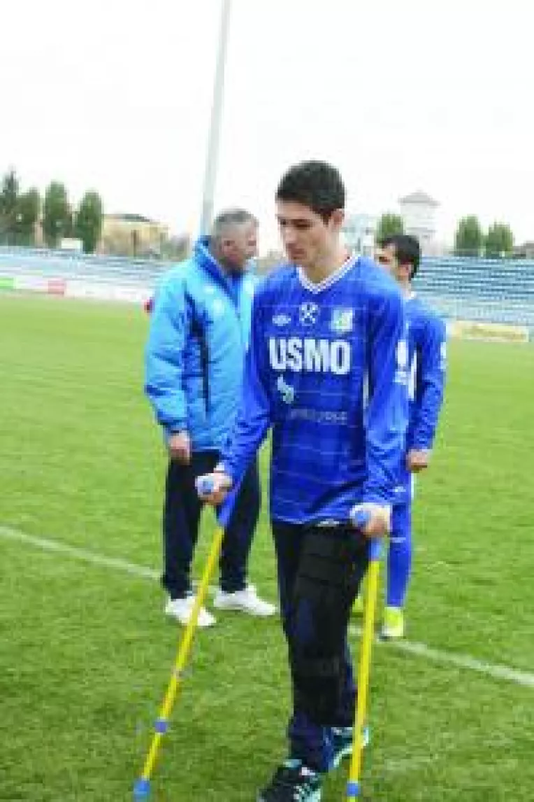 Pandurii, fara jumatate de echipa