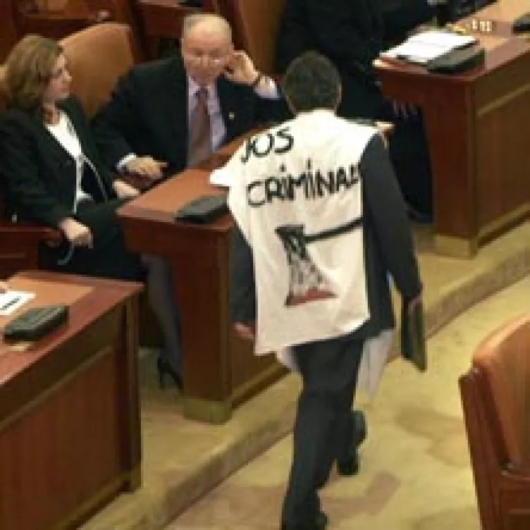 Parlamentarii au dedicat doar o ora si jumatate Revolutiei din 1989