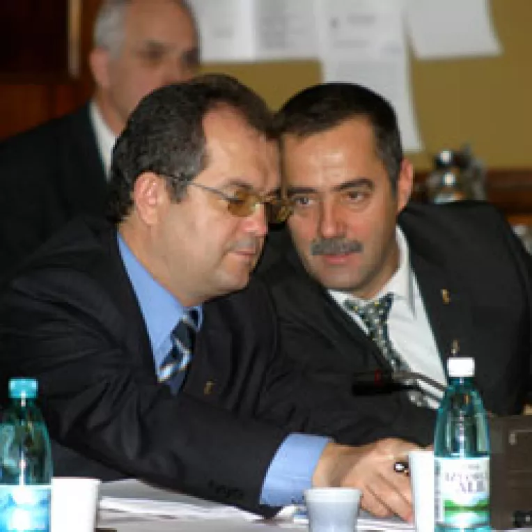 PD isi Flutura antipatiile in Alianta