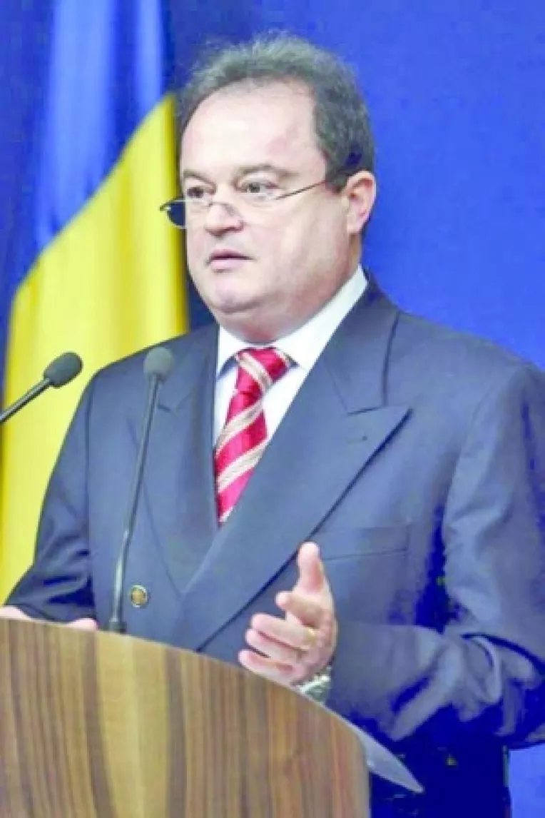 PD-L-istii il asteapta pe "Buldog" sa i se planga de bani