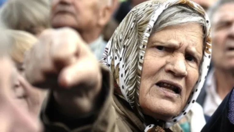 Pe 16 Octombrie 2010: Romania va avea o alternativa la catastrofala guvernare Basescu-Boc-Udrea