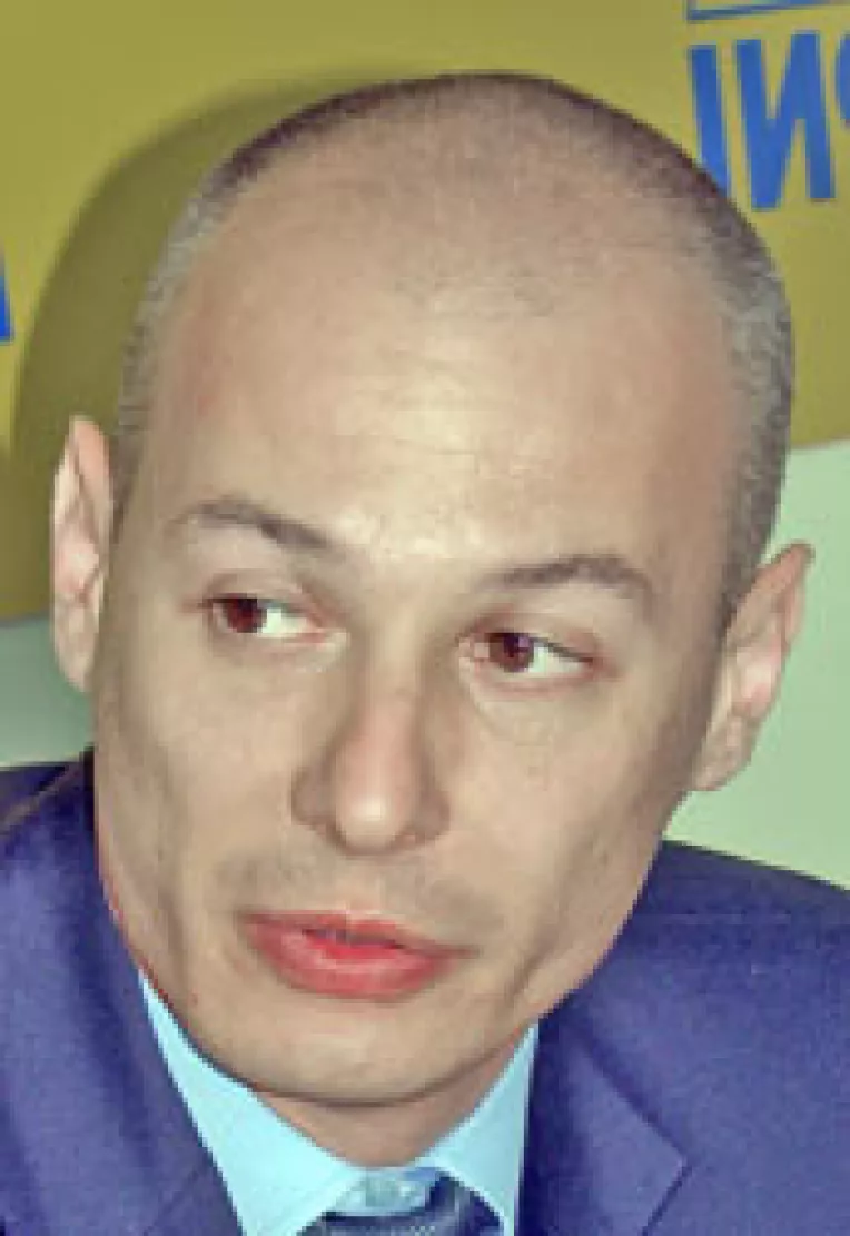 Pensionarii s-au plans lui Bogdan Olteanu