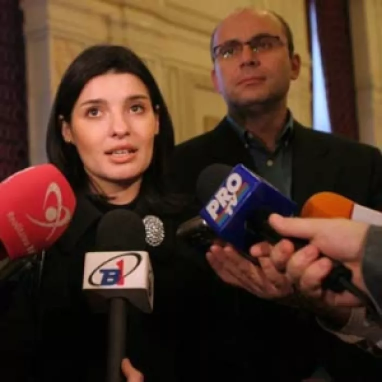 PIN contreaza UDMR in Parlamentul European