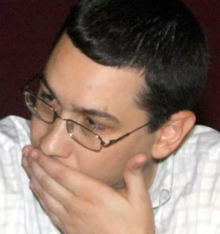 Ponta aduce la varful partidului sirul de critici la adresa lui Geoana