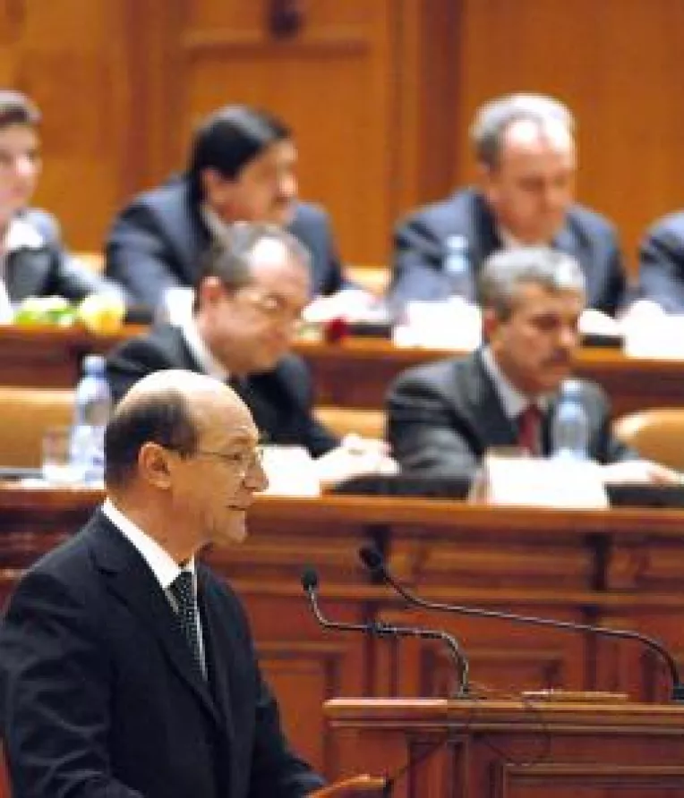 Populatia plateste lipsa de reforma din ultimii ani