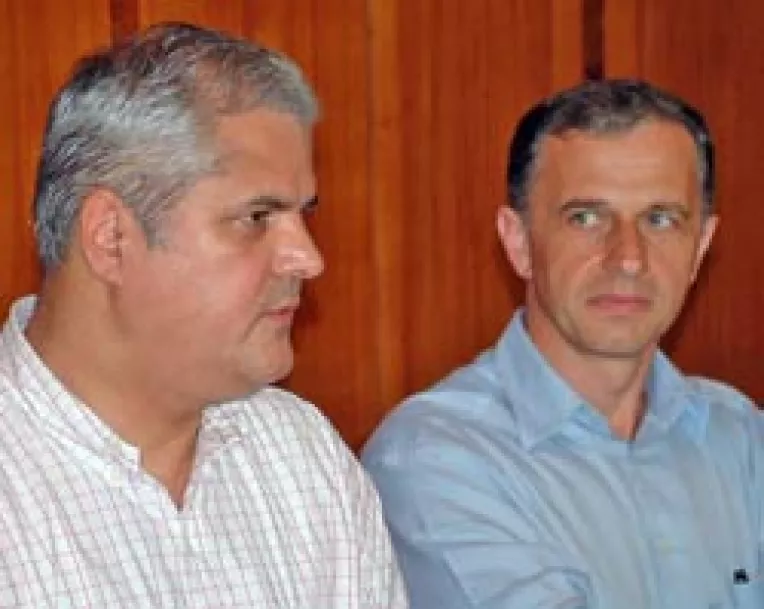 Presedintele Geoana vrea sa se curete de imaginea lui Nastase