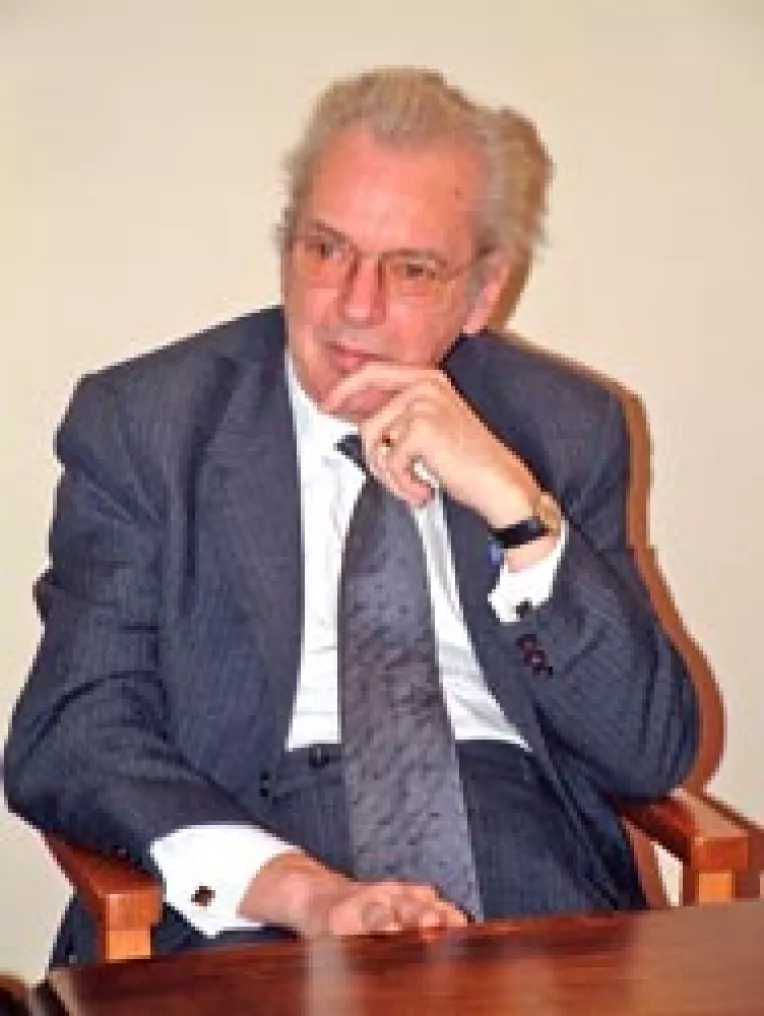 PRM acuza lipsa de inspiratie legislativa a cabinetului Tariceanu