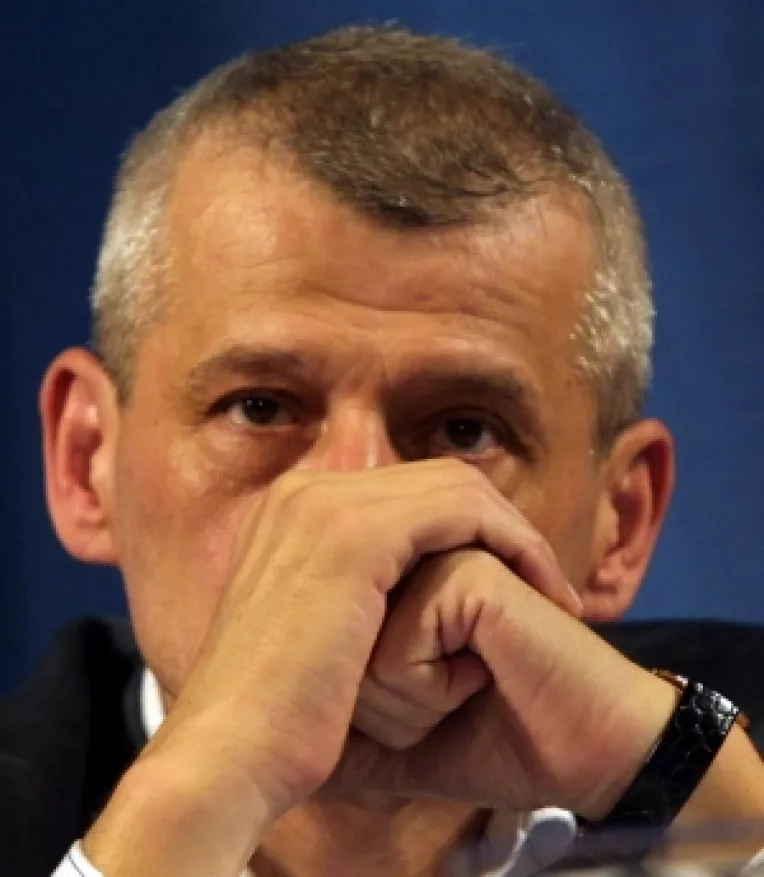 PSD il va sustine pe Oprescu in turul doi daca se va confrunta cu Blaga sau Orban