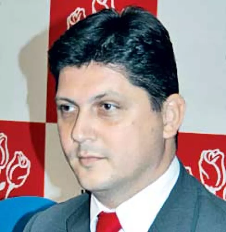 "PSD se lupta pentru a acorda un alt statut familiei tinere"