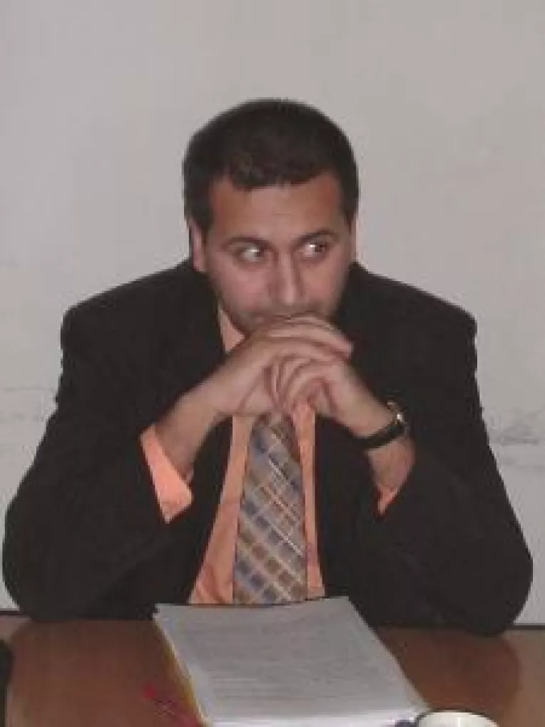 PSD si PD-L joaca "la dublu" pentru deconcentrate, in Gorj