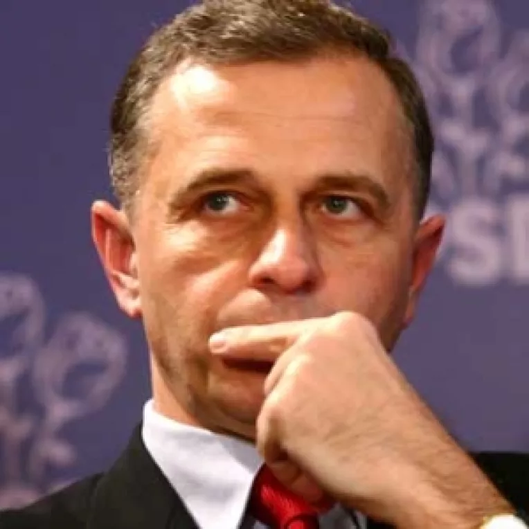 PSD voteaza pentru linistea de dinaintea furtunii