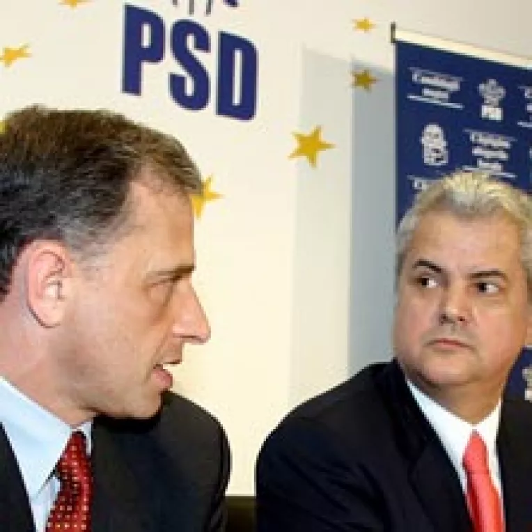 PSD vrea sa-i salveze pe Vacaroiu si pe Nastase cu sprijin international