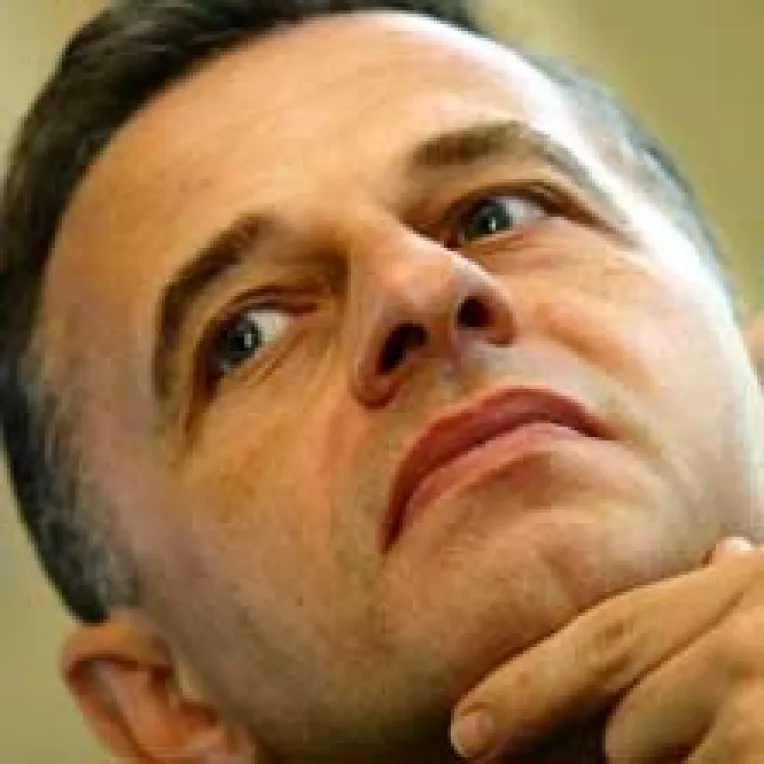 PSD vrea sa tina Guvernul cu mintea treaza