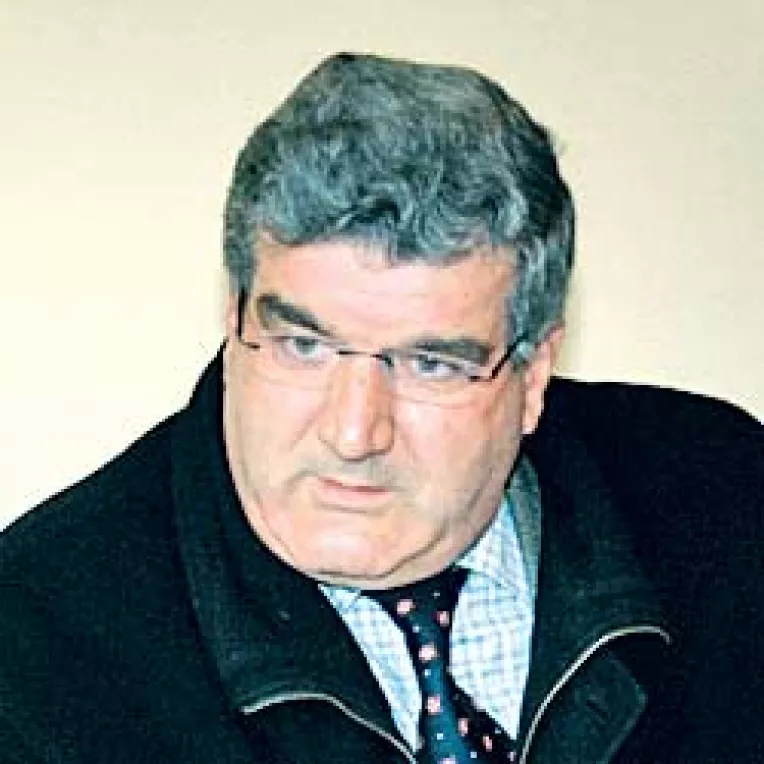 Radu Comanici pregateste "ulei de coruptie in clanta"