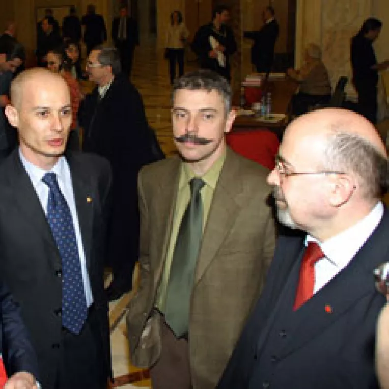 Restructurarea va fi pregatita in vacanta legislativa