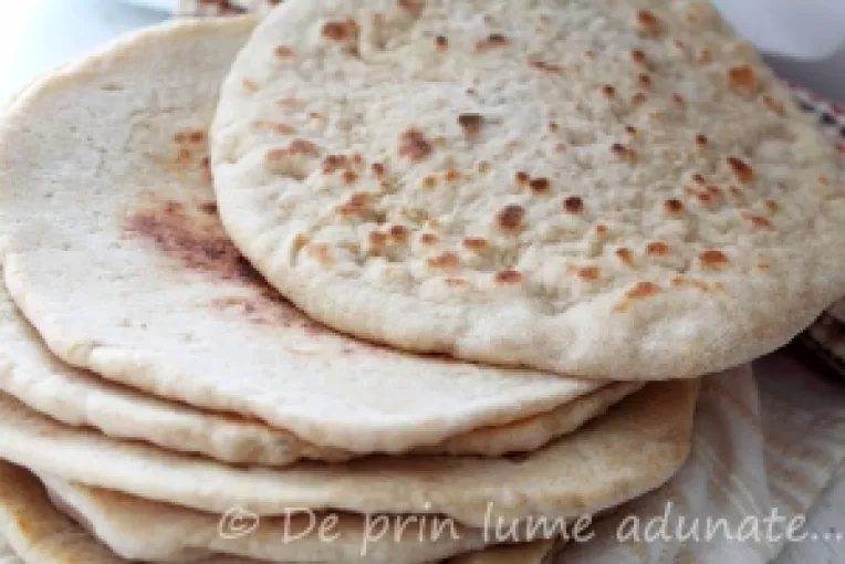 Reteta lipiilor moldovenesti, redescoperita de gastronomul Radu Anton Roman in cartea BUCATE, VINURI SI OBICEIURI ROMÃ‚NESTI