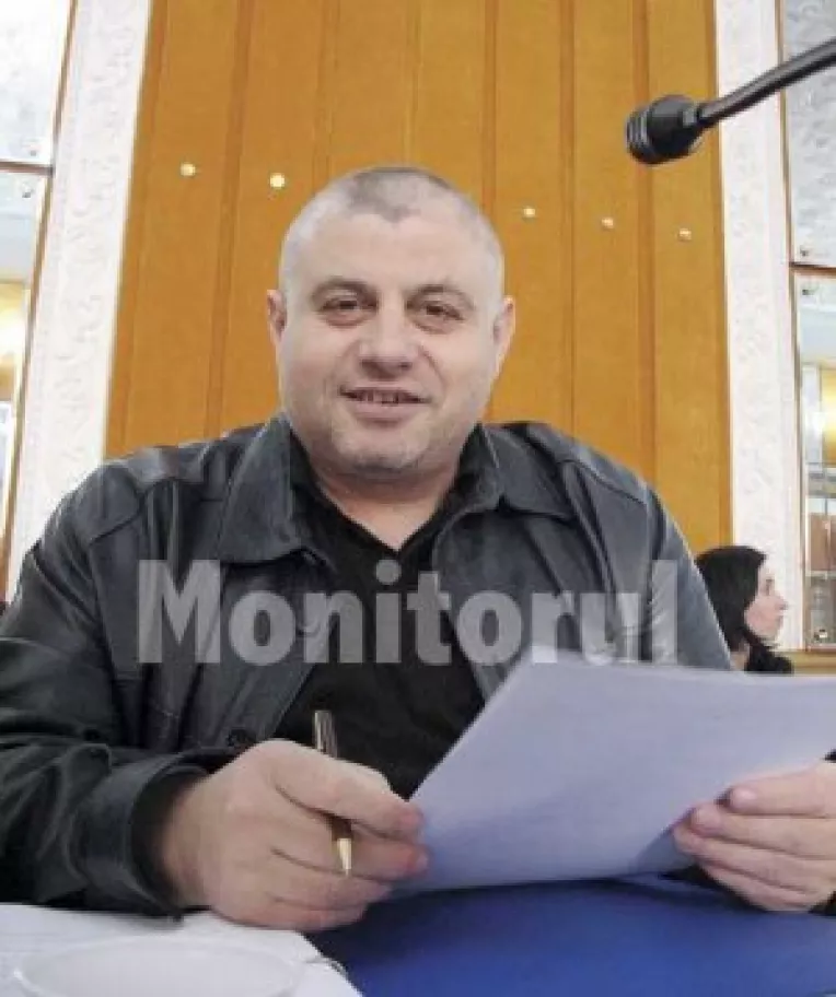 "Revenire", cuvintul-cheie in politica galateana