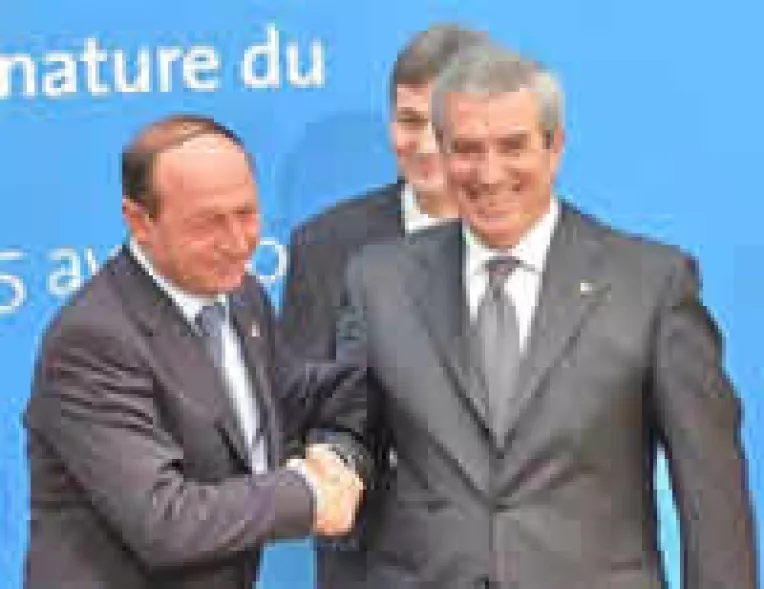 Romania a semnat ieri Tratatul de aderare la Uniunea Europeana