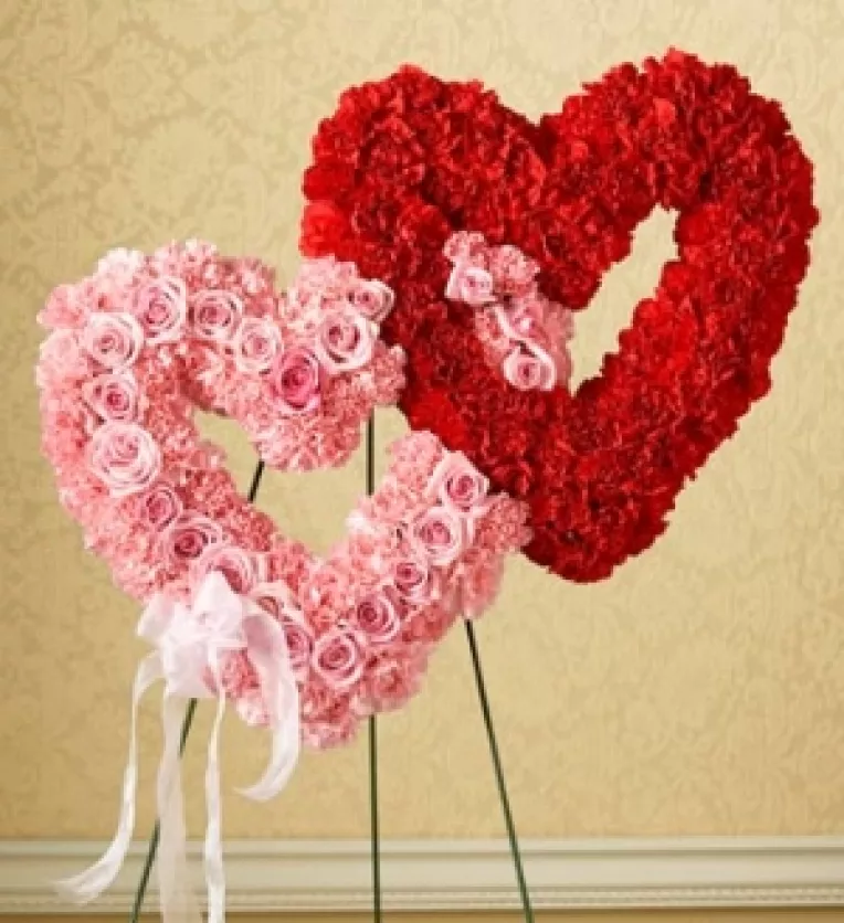 Romanii vor cheltui peste 40.000 de euro pentru comenzile online de flori pentru Valentine‘s Day