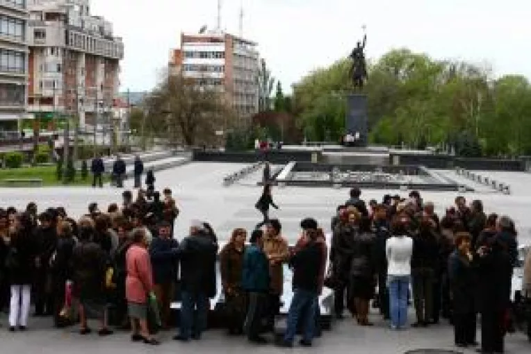 Salariile dascalilor sfideaza economia