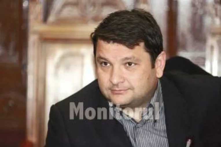 Scaderea TVA la alimentele de baza s-a oprit la Guvern