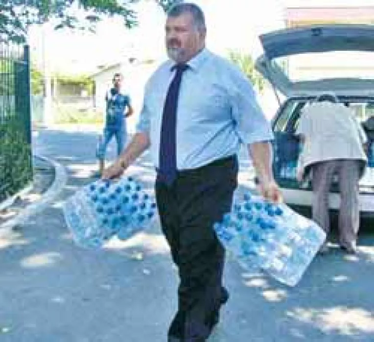 Senatorul Dorel Onaca face un tur umanitar al litoralului