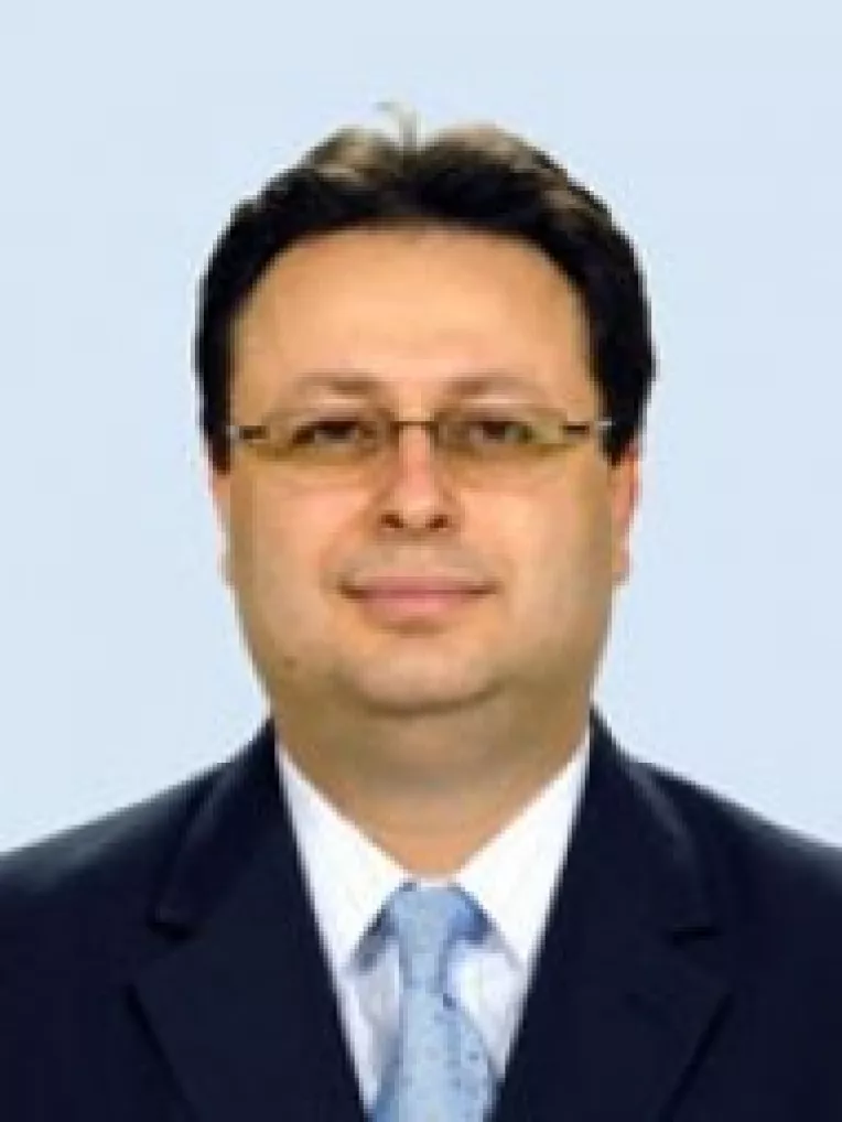 Senatorul PDL Marius Necula este intiatorul unei propuneri de schimbare a sistemului de vot pentru alegerea parlamentarilor