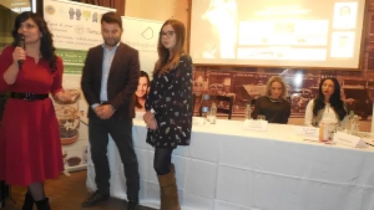 Simona Dragomir: Peste 100 de mamici au aflat cum sa traiasca sanatos