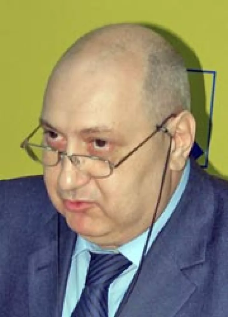 Singurii "evadati" la platformisti: Iustian si "cativa cracanati"