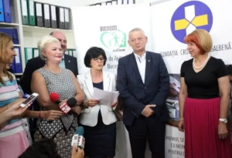 Sorin Oprescu a participat la prezentarea centrului pilot prin sistemul de teleasistenta si teleurgenta pentru varstnici