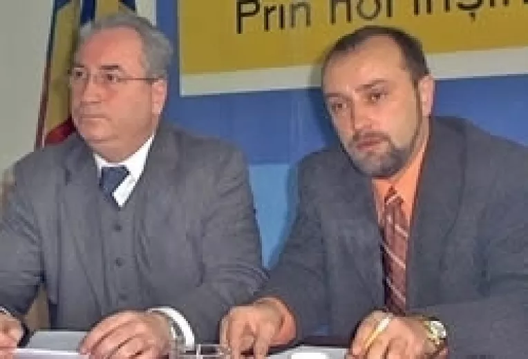 Sorin Strutinski: "Hasotti nu poate fi cu adevarat liberal”