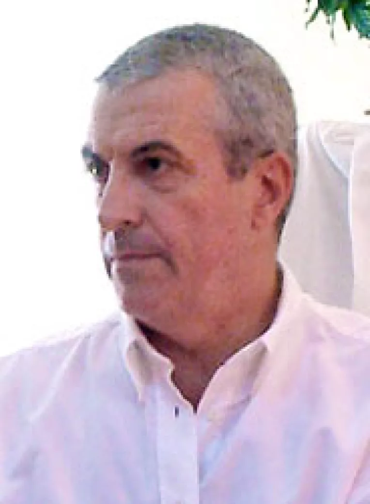 Tariceanu a marturisit ca PNL a riscat prin declansarea "dosariadei"