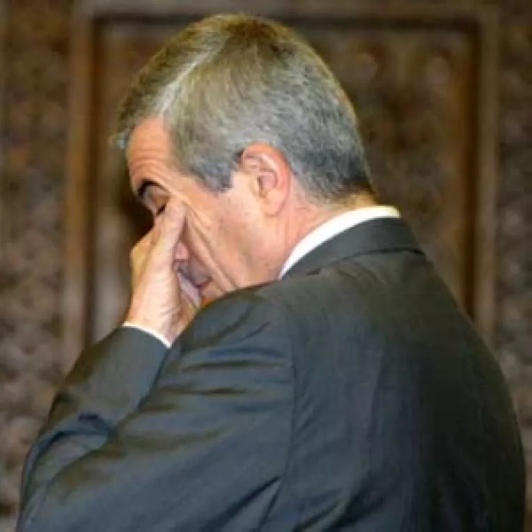 Tariceanu respinge ideea unui guvern PNL-PSD
